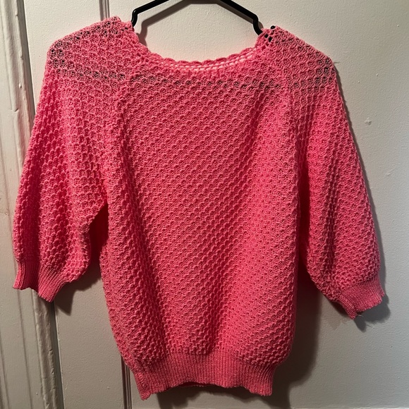 Cutest bright pink knitted sweater - Picture 1 of 3